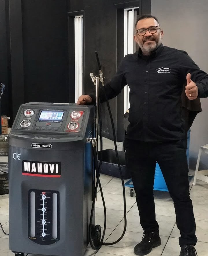 Equipamento profissional da Mecânica Ceará